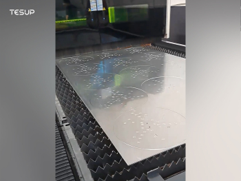 Sauberes Aluminium, Intelligentes Design, Präzises Laserschneiden.