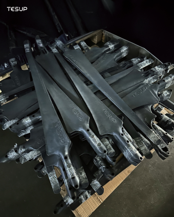 Precisione in Movimento: Produzione di Pale Magnum