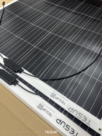 Panel Solar Flexible – Acabado de Alta Calidad y Rendimiento Superior