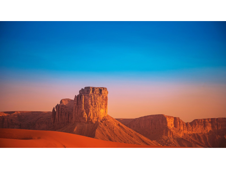 Saudi Arabia is a sun country. That is only half a working system.